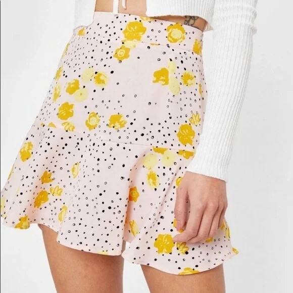 NASTY GAL Multi Printed High Waist Floral Flower Mini Skirt Size 0 
b27 - Picture 1 of 6